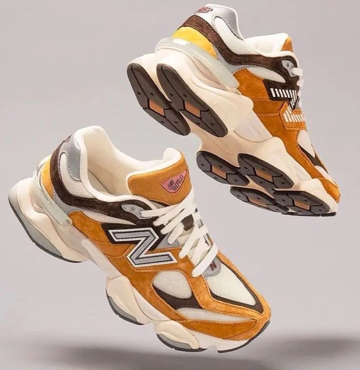 New Balance 960